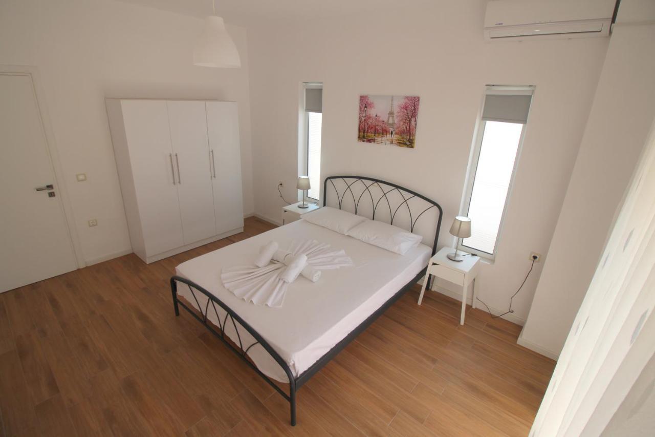 Nefeli Apartments Sarandë Eksteriør billede