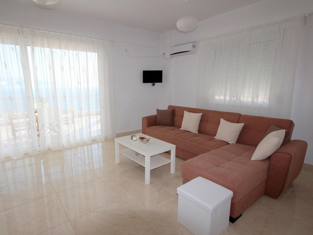 Nefeli Apartments Sarandë Eksteriør billede