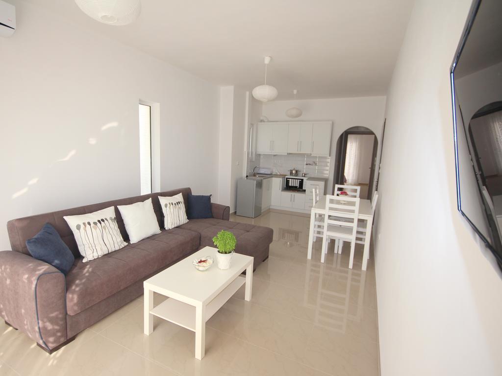 Nefeli Apartments Sarandë Eksteriør billede
