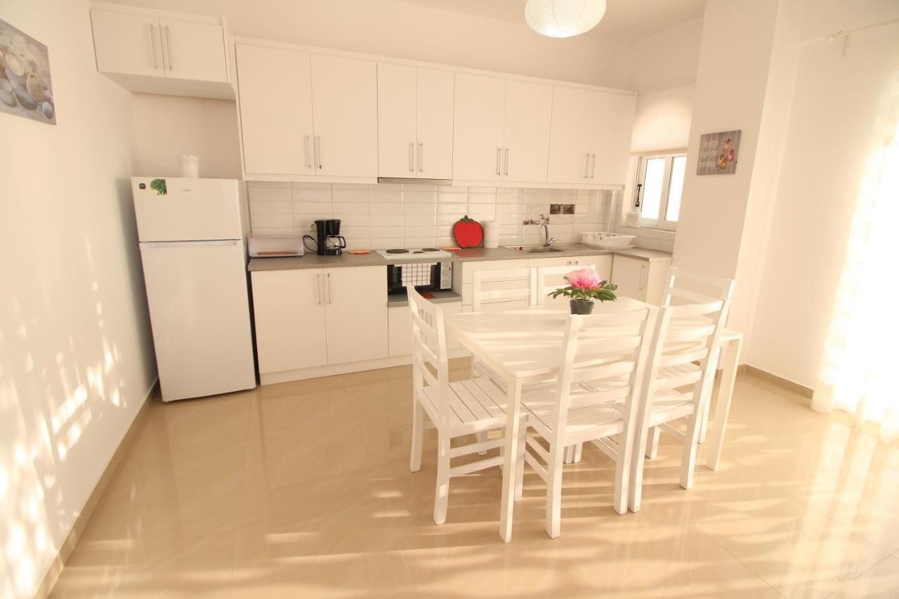 Nefeli Apartments Sarandë Eksteriør billede